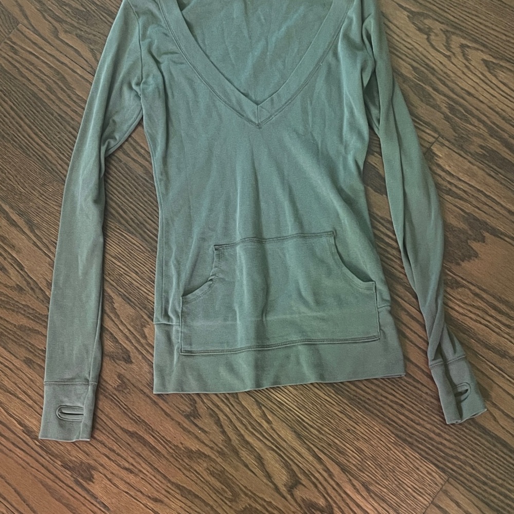 Fitted Green Long Sleeve Hoodie